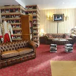 Du Theatre By Patrick Hayat מלון פריז