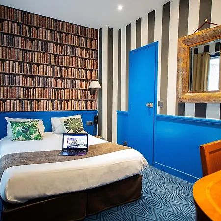 Hotel Du Theatre By Patrick Hayat 3*