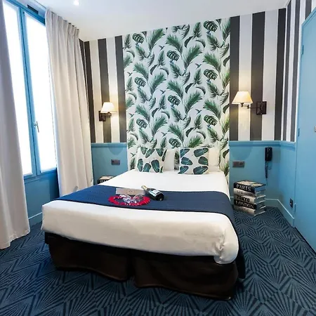 Hotel Du Theatre By Patrick Hayat 3*