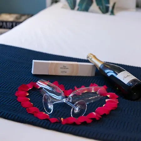 Hotel Du Théâtre By Patrick Hayat