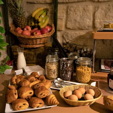 Hotel Du Theatre By Patrick Hayat