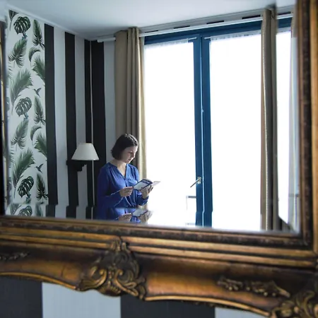 帕特里克·哈亚特剧院酒店 3* 巴黎