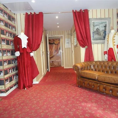 Du Theatre By Patrick Hayat 3* Paris