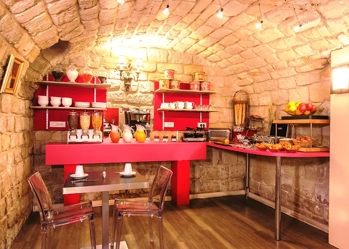 Du Theatre By Patrick Hayat 3* Parijs