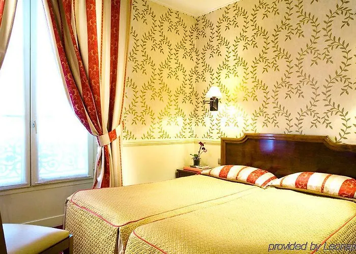 Du Theatre By Patrick Hayat 3*