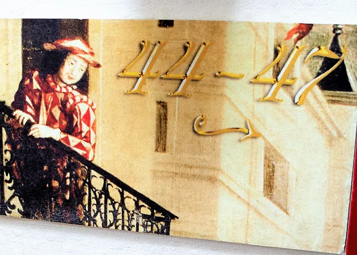 Du Theatre By Patrick Hayat Parijs