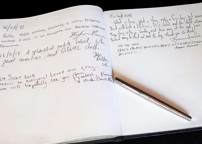 Hotel Du Theatre By Patrick Hayat 3*