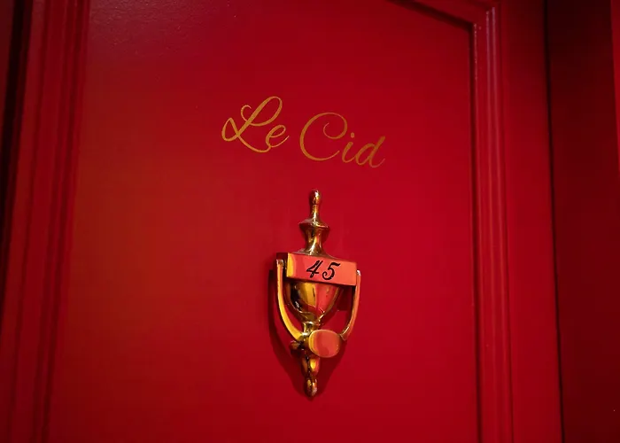 Hotel Du Theatre By Patrick Hayat