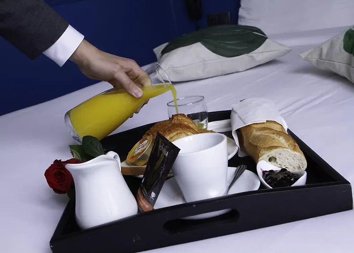 Hotel Du Theatre By Patrick Hayat 3*