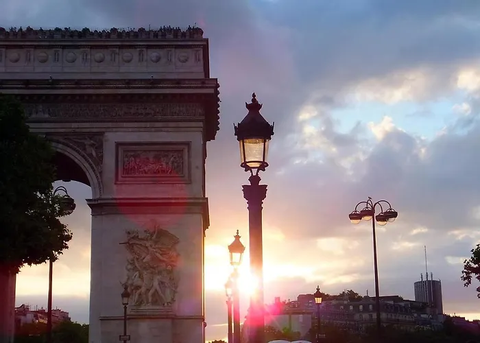 Hotel Du Theatre By Patrick Hayat